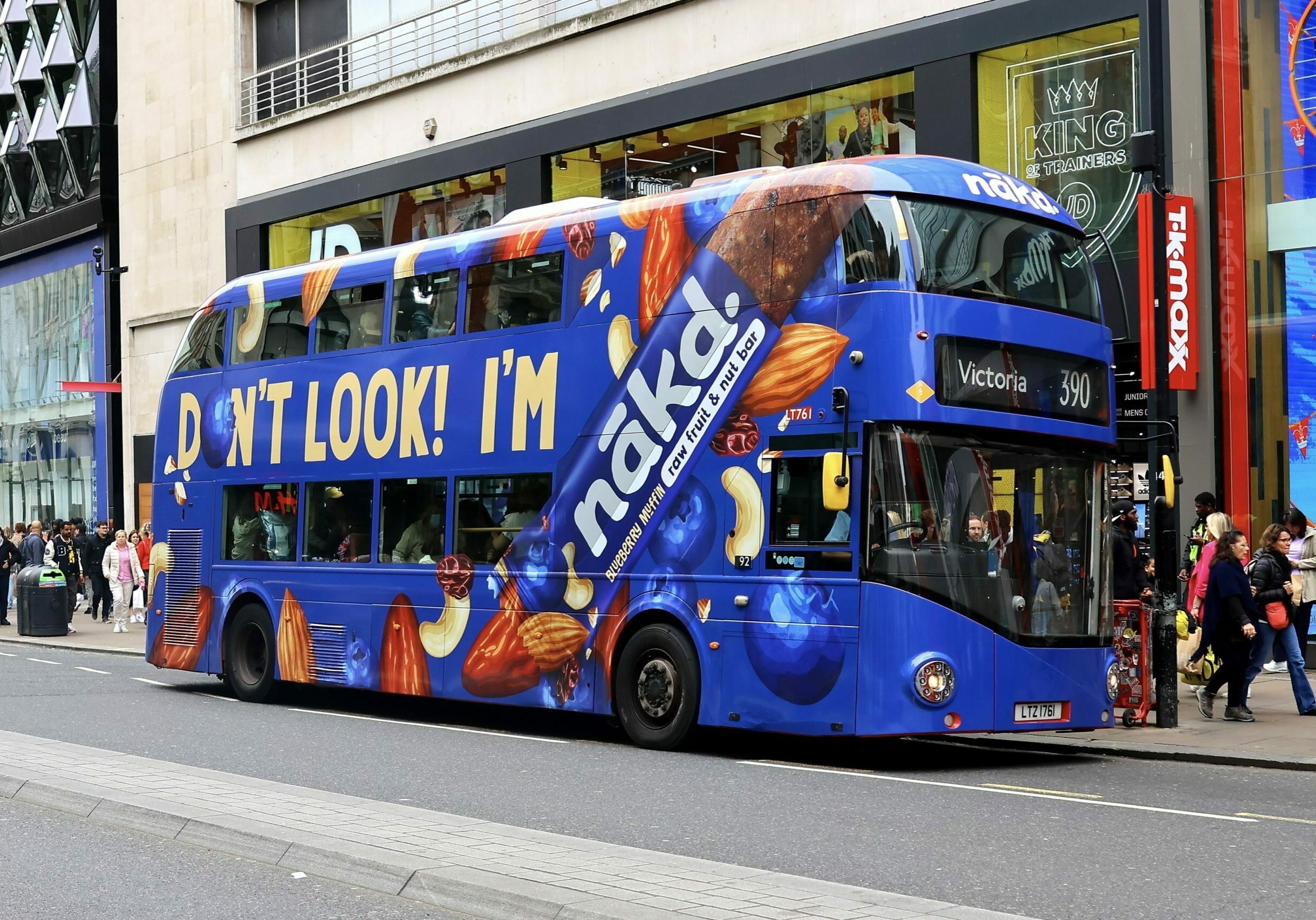 bus wrap advertising